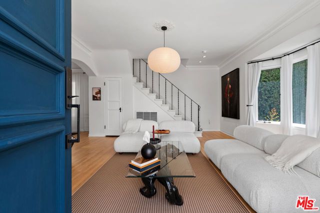 1270 N Hayworth Avenue, West Hollywood, CA 90046