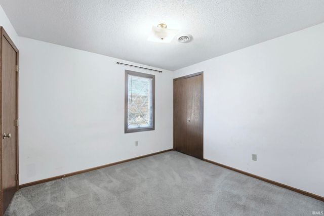 6711 Sullivans Court, Fort Wayne, IN 46835