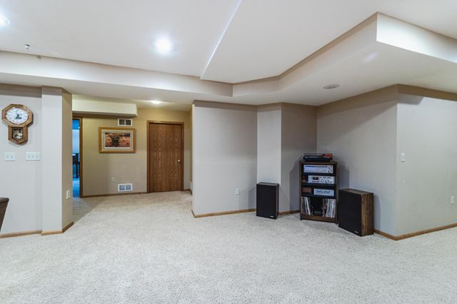 5903 Bryant Lane, Inver Grove Heights, MN 55076