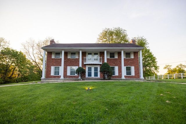 6701 Rickey Road, Kansas City, MO 64133