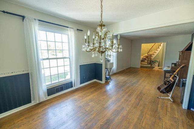 6701 Rickey Road, Kansas City, MO 64133