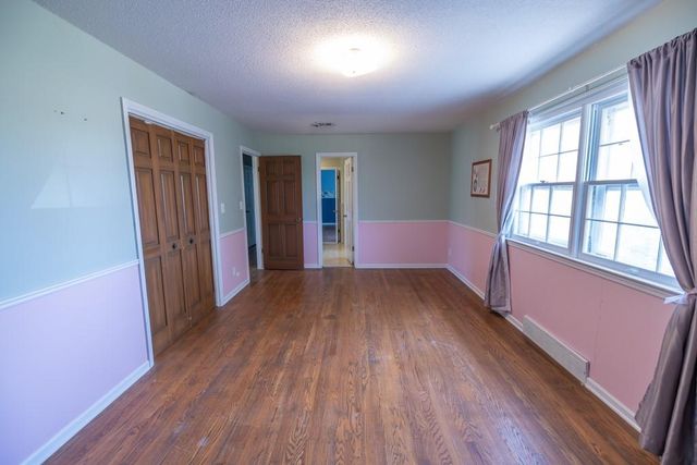 6701 Rickey Road, Kansas City, MO 64133