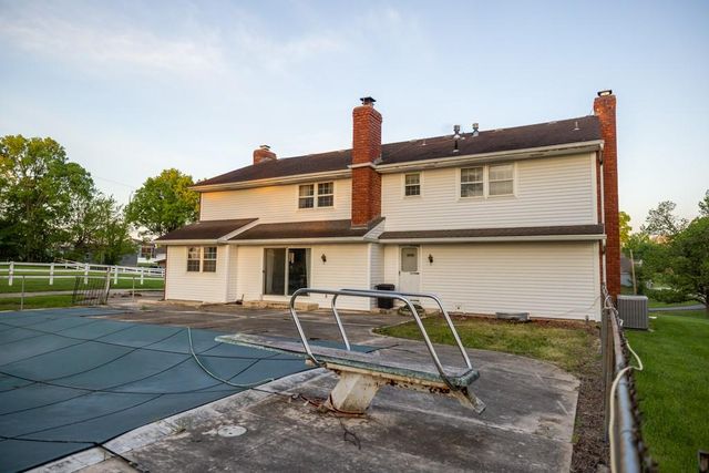 6701 Rickey Road, Kansas City, MO 64133