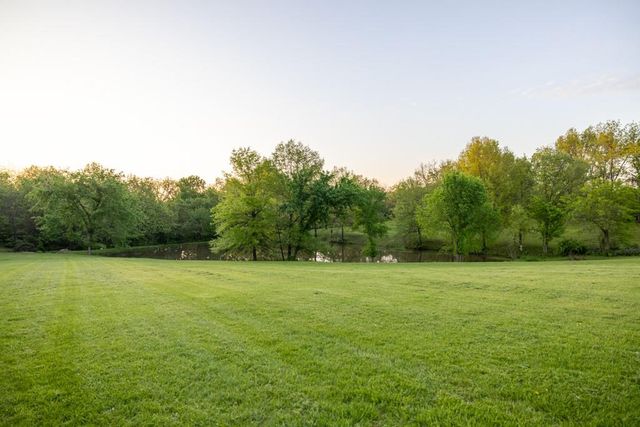 6701 Rickey Road, Kansas City, MO 64133