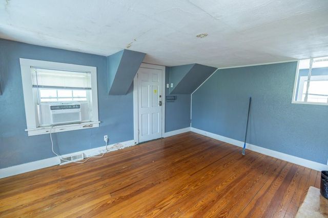 6701 Rickey Road, Kansas City, MO 64133