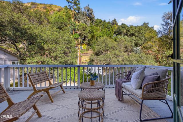 813 Woodland Drive, Sierra Madre, CA 91024