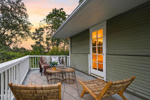 813 Woodland Drive, Sierra Madre, CA 91024