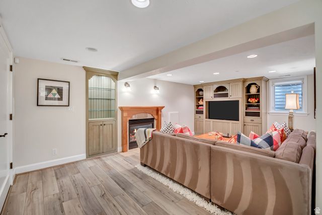 1863 E GARFIELD AVE, Salt Lake City, UT 84108