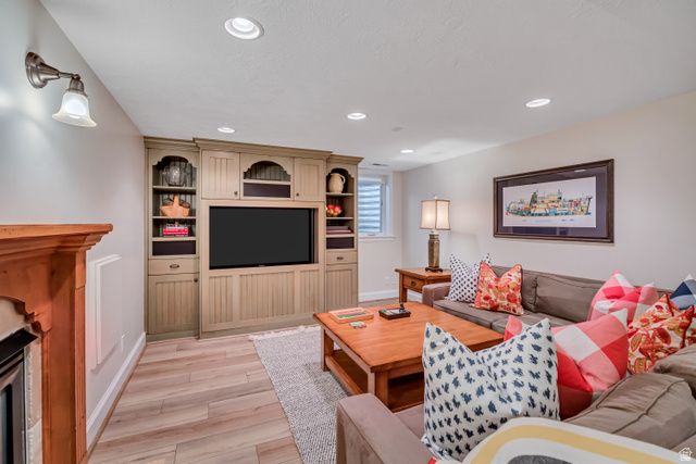 1863 E GARFIELD AVE, Salt Lake City, UT 84108