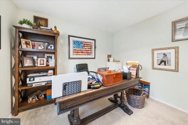 40 PINE KNOLL DR, Lawrence Township, NJ 08648