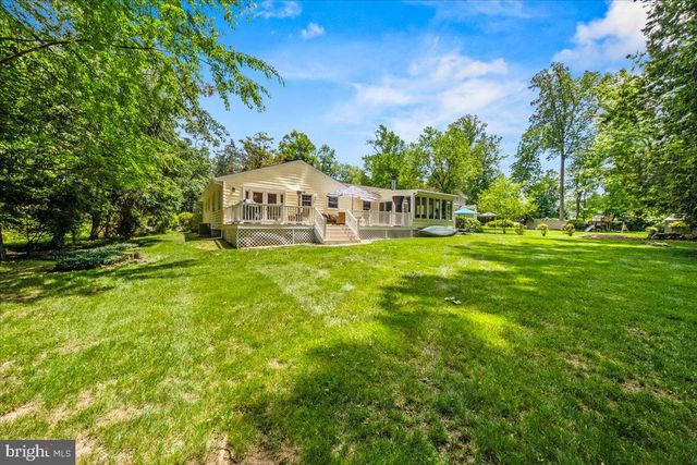 40 PINE KNOLL DR, Lawrence Township, NJ 08648