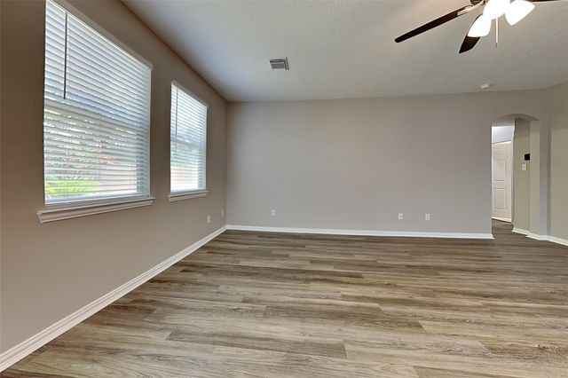 31243 Quail Oak Park Lane, Spring, TX 77386