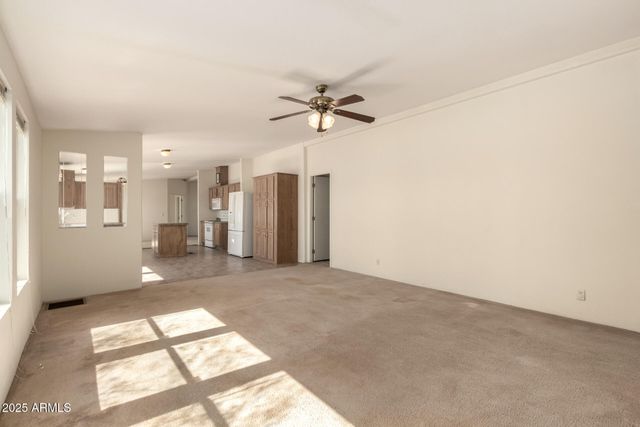 22615 W MONTANOSO Drive, Wittmann, AZ 85361