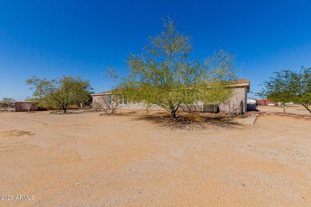 22615 W MONTANOSO Drive, Wittmann, AZ 85361