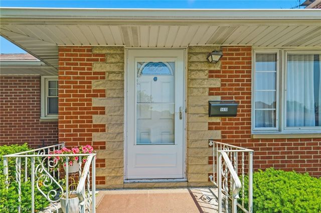1410 W Valentine, Canton, OH 44708
