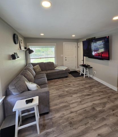4014 Linwood Avenue, Royal Oak City, MI 48073