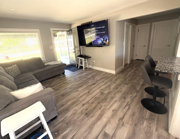 4014 Linwood Avenue, Royal Oak City, MI 48073