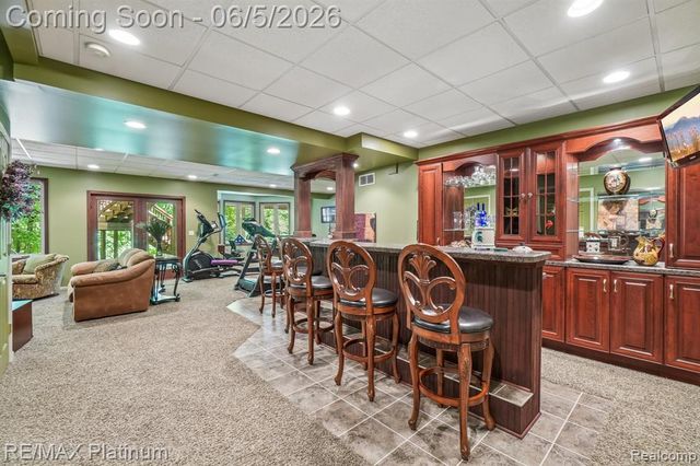 2260 Moorland's View, Howell, MI 48855