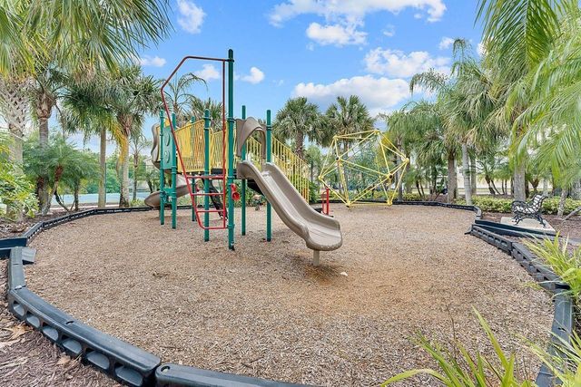2820 OAKWATER DRIVE, Kissimmee, FL 34747