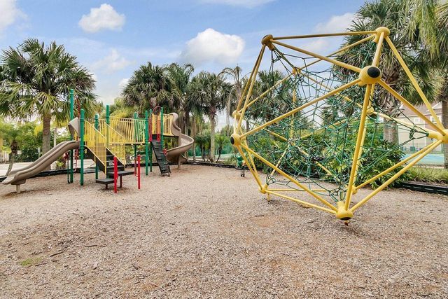 2820 OAKWATER DRIVE, Kissimmee, FL 34747