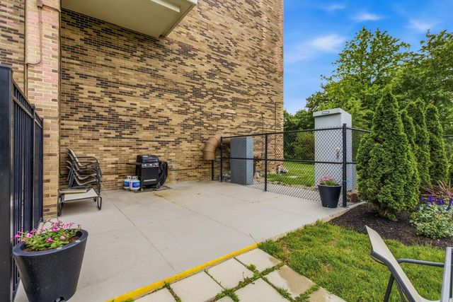 1000 Urlin Avenue, 511, Columbus, OH 43212