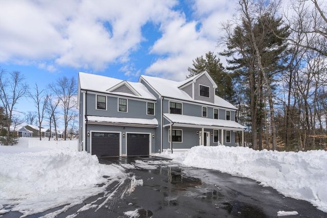 2 Lincoln Ct, Medfield, MA 02052