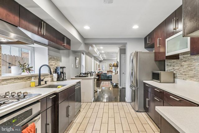 822 N 19TH ST, Philadelphia, PA 19130