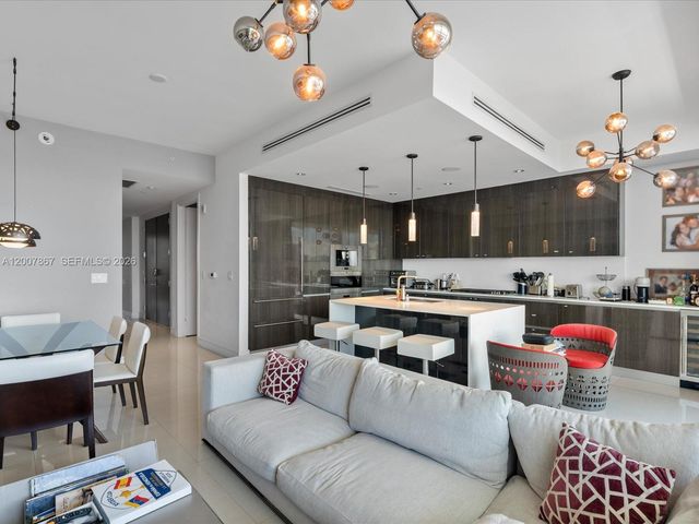 3250 NE 188th St 505, Aventura, FL 33180