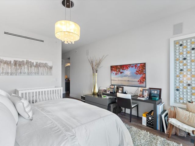 3250 NE 188th St 505, Aventura, FL 33180