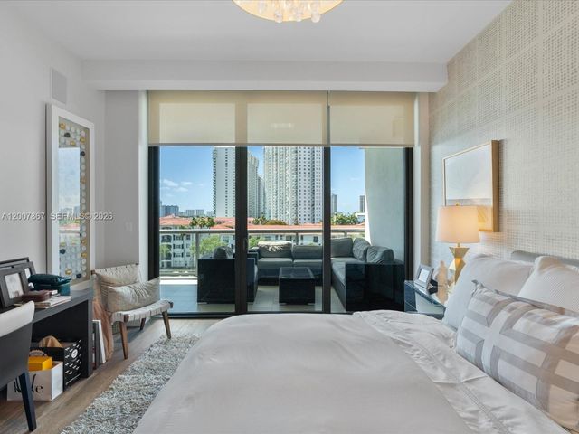 3250 NE 188th St 505, Aventura, FL 33180