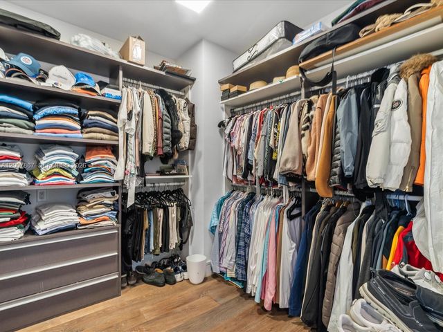 3250 NE 188th St 505, Aventura, FL 33180