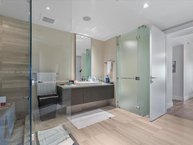 3250 NE 188th St 505, Aventura, FL 33180