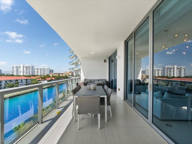 3250 NE 188th St 505, Aventura, FL 33180