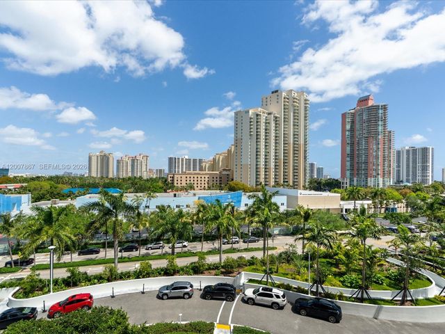3250 NE 188th St 505, Aventura, FL 33180