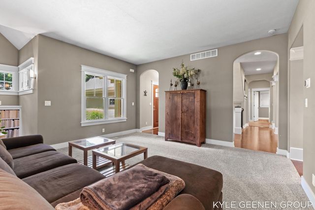 593 Old Macatawa Court, Park Twp, MI 49423