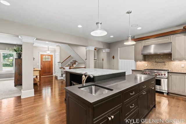 593 Old Macatawa Court, Park Twp, MI 49423