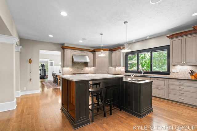 593 Old Macatawa Court, Park Twp, MI 49423