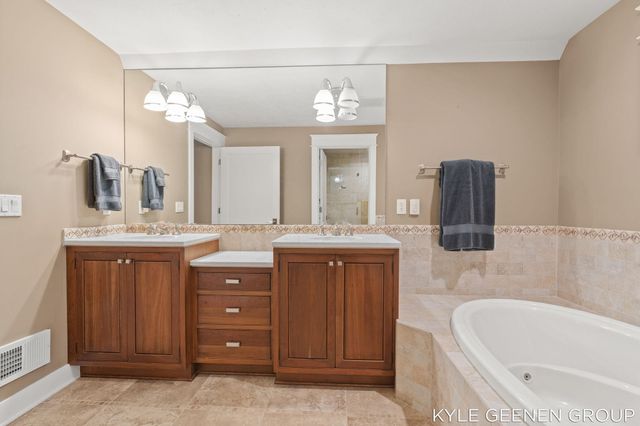 593 Old Macatawa Court, Park Twp, MI 49423