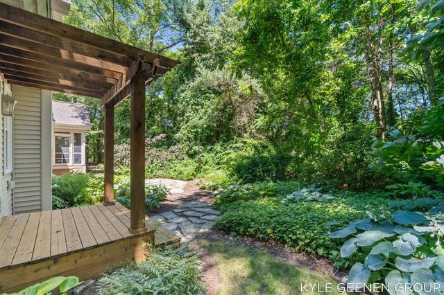 593 Old Macatawa Court, Park Twp, MI 49423