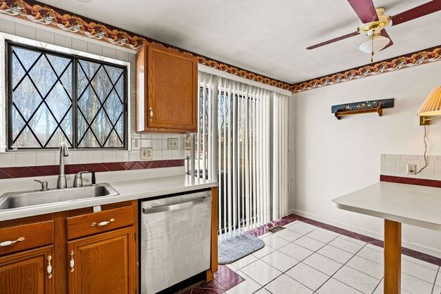 68 Sterling Lane 68, Haverhill, MA 01835