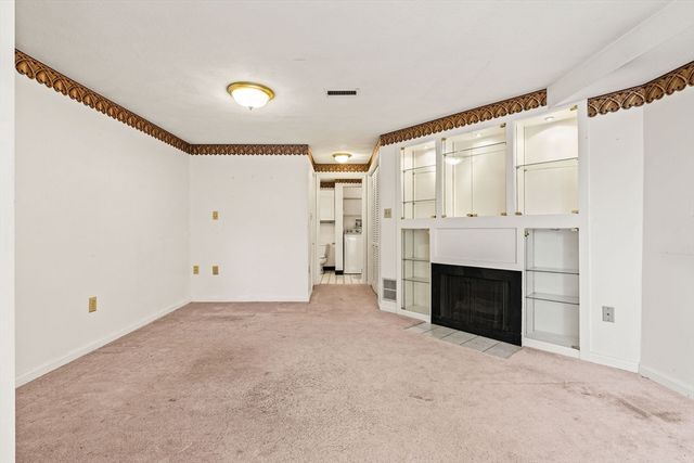 68 Sterling Lane 68, Haverhill, MA 01835