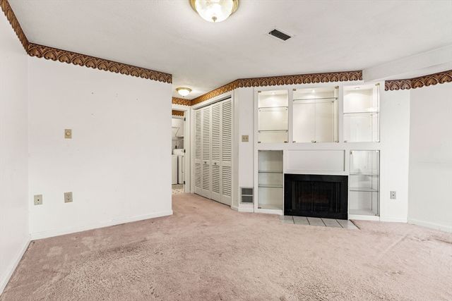 68 Sterling Lane 68, Haverhill, MA 01835