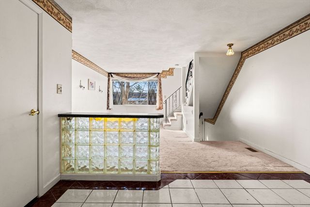 68 Sterling Lane 68, Haverhill, MA 01835