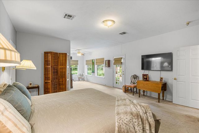 602 Mills Place, Corsicana, TX 75110