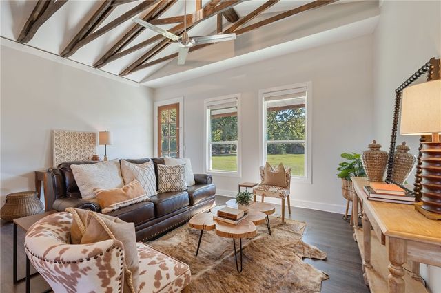 11688 Long Trussel Road, Bryan, TX 77808