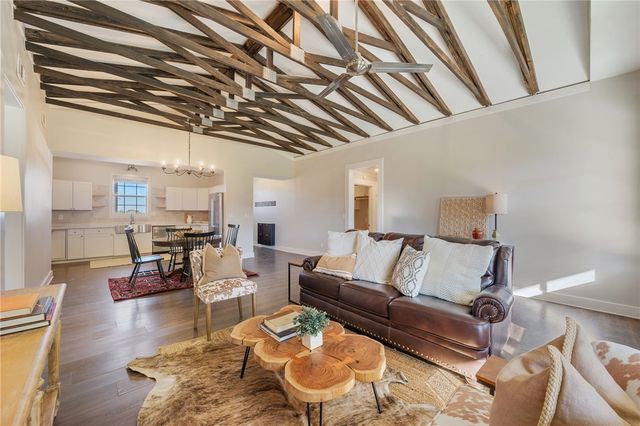 11688 Long Trussel Road, Bryan, TX 77808