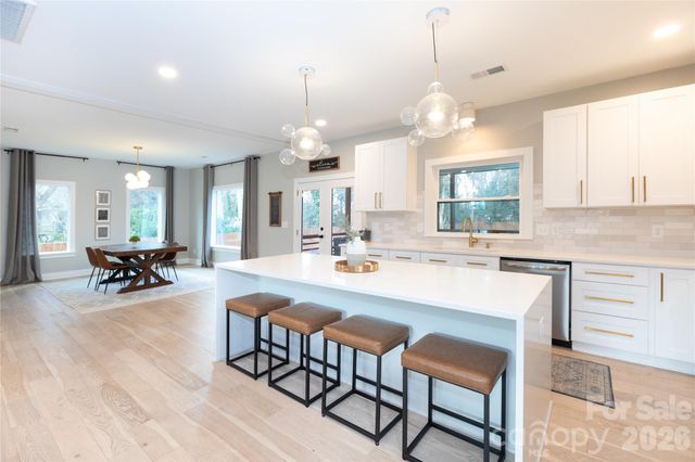 3509 Draper Avenue, Charlotte, NC 28205