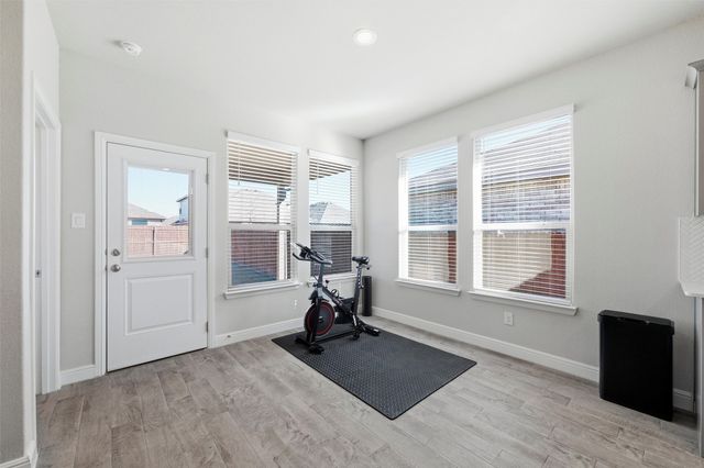 208 Irish Moss Drive, Fort Worth, TX 76052