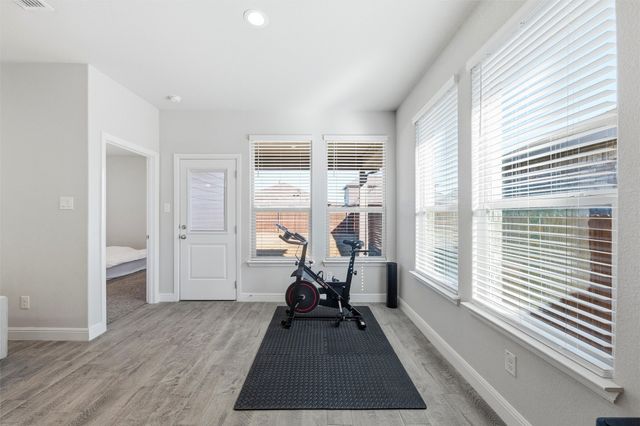 208 Irish Moss Drive, Fort Worth, TX 76052