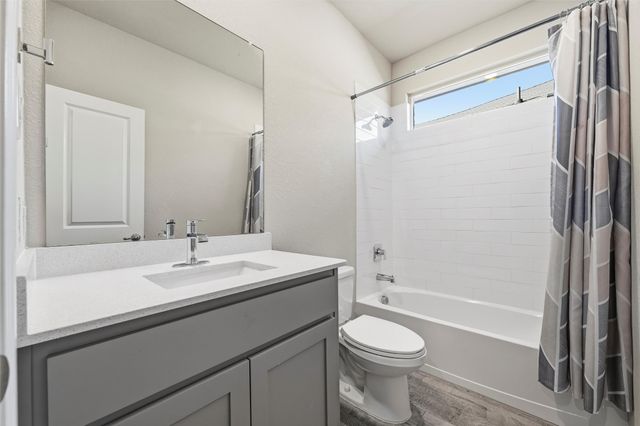 208 Irish Moss Drive, Fort Worth, TX 76052